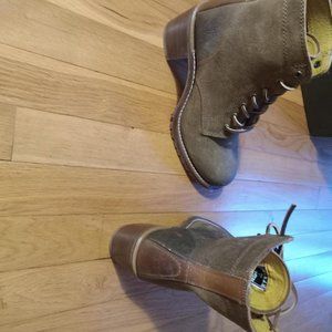 NWT Frye Sabrina Brown/Caramel size 8 Brand New